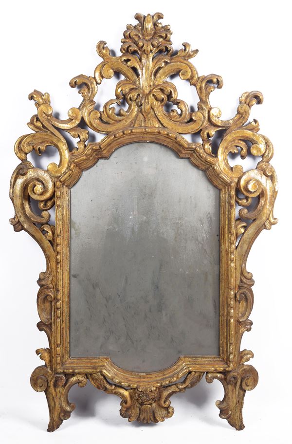 Wall mirror