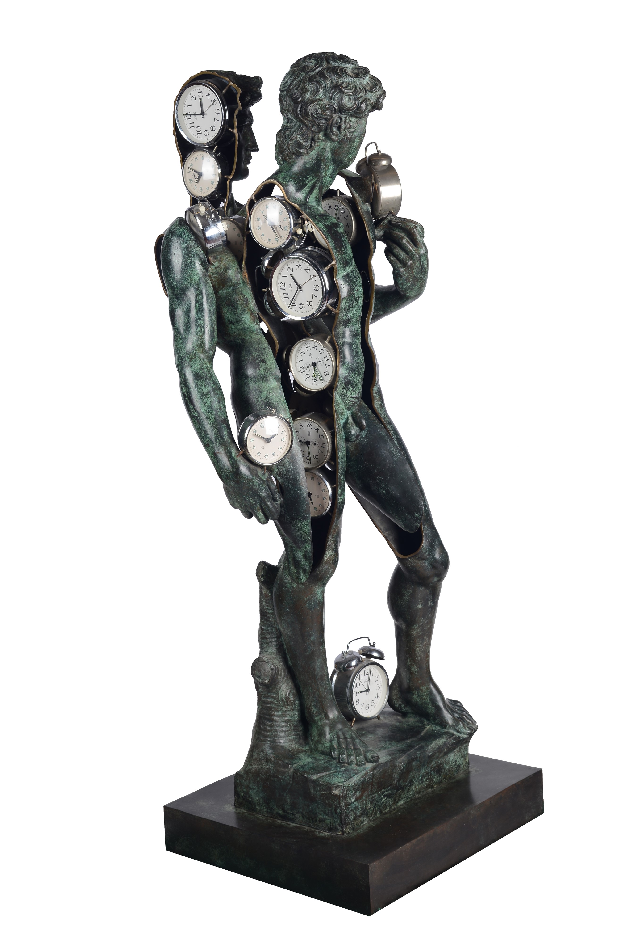 Fernandez Arman - David ponctuel, bronzo con patina verde e oro e sveglie, 1996