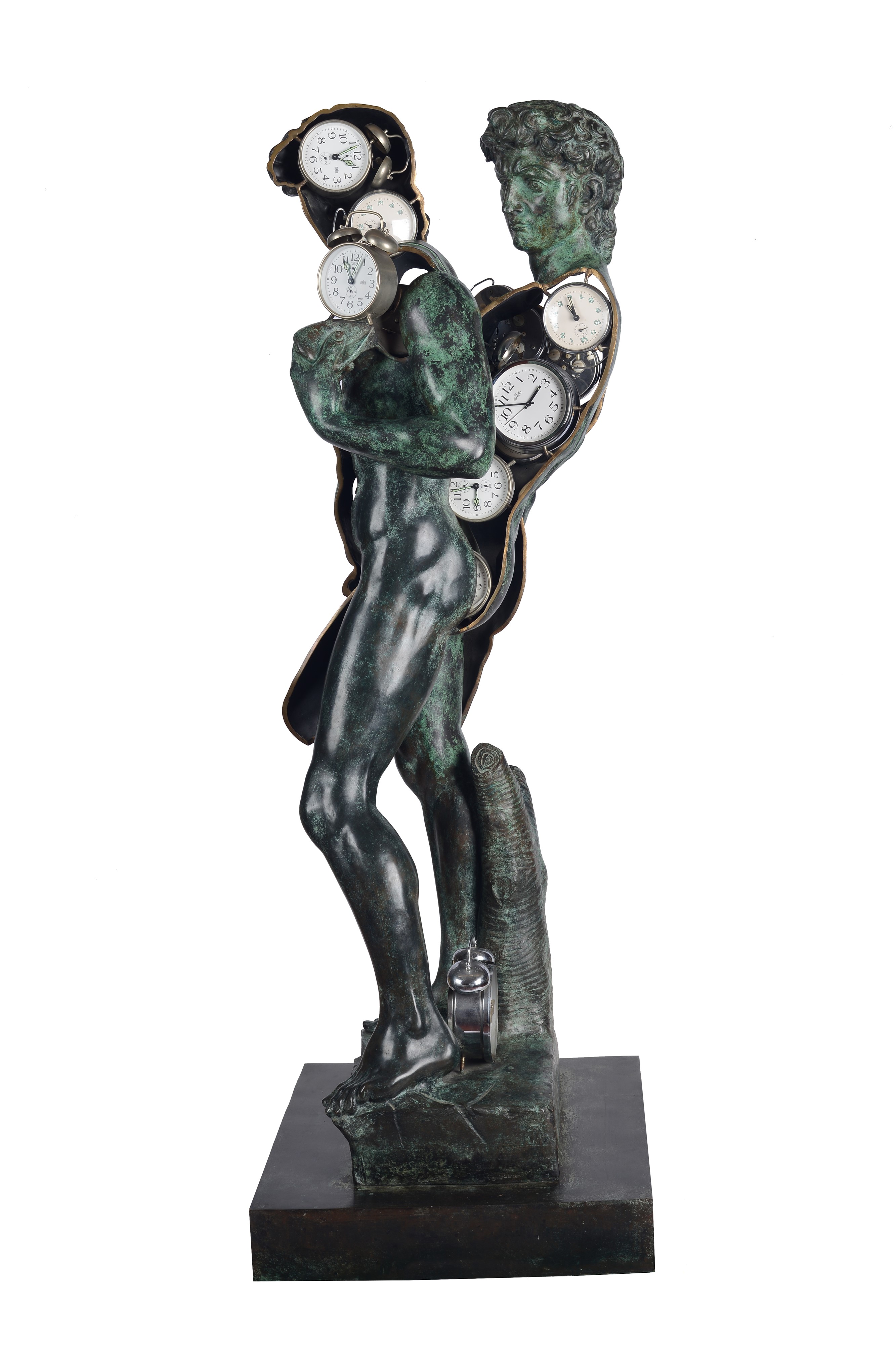 Fernandez Arman - David ponctuel, bronzo con patina verde e oro e sveglie, 1996