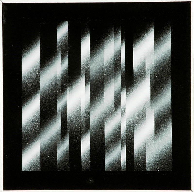 Ennio Finzi - Cromo Struttura: Nero-bianco