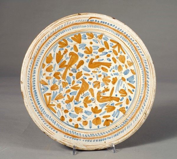 Piatto in Maiolica