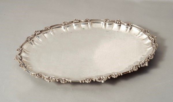Vassoio circolare  - Asta ARREDI E OGGETTISTICA - Galleria Pananti Casa d'Aste