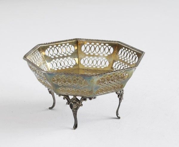 Cestina ottagonale  - Asta Antiquariato - Galleria Pananti Casa d'Aste