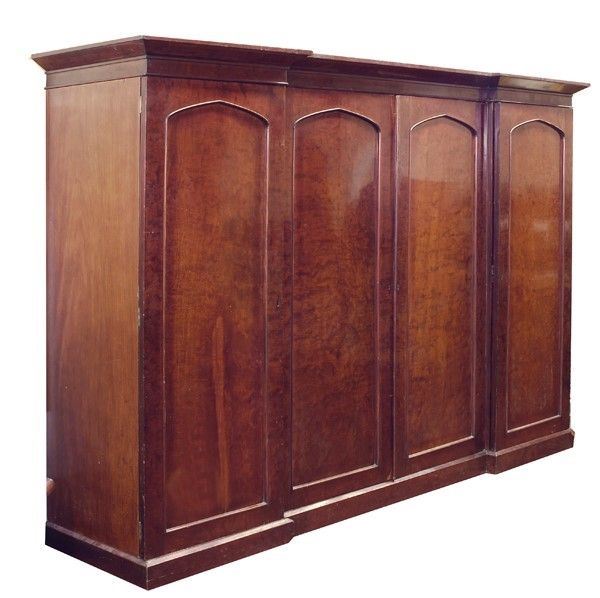 Armadio  - Asta Antiquariato - Galleria Pananti Casa d'Aste