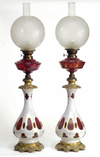Coppia di Lumi a Petrolio