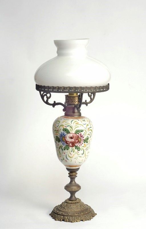 Lume a petrolio  - Auction Antiquariato - Galleria Pananti Casa d'Aste