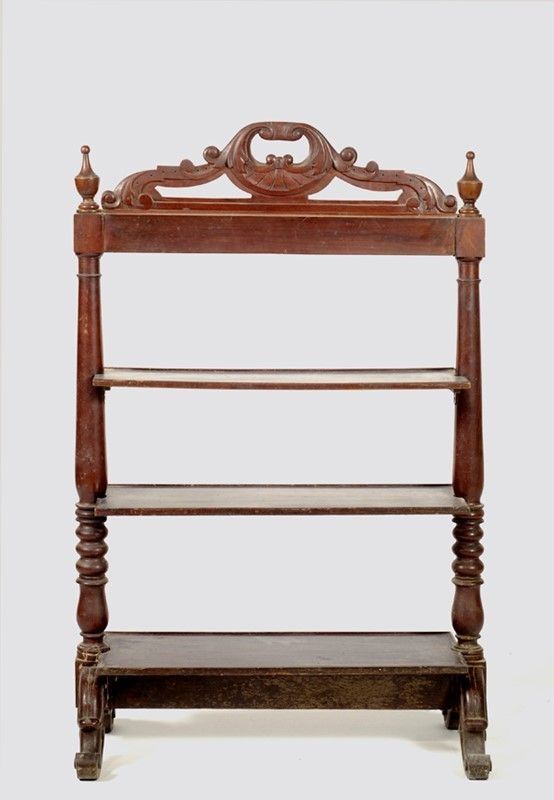 Etagère
