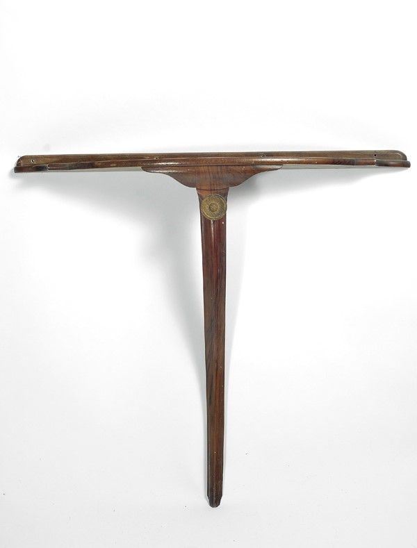 Piccola mensola da parete  - Asta Antiquariato - Galleria Pananti Casa d'Aste