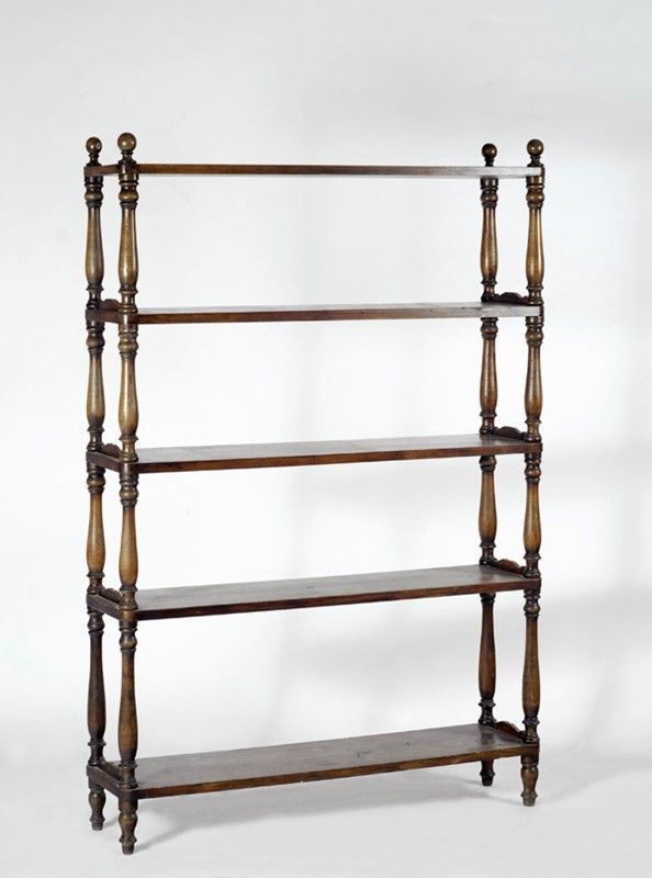 Etagere