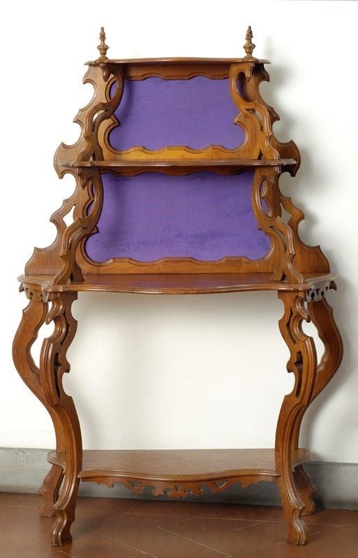 Etagere