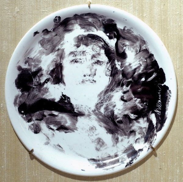 Antonio Mancini : Volto  - Olio su piatto di ceramica bianca S.C. Richar - Asta Autori dell'800 e 900 - Galleria Pananti Casa d'Aste