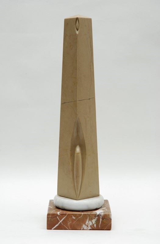 Andrea Picini : Obelisk  - Marble - Auction CONTEMPORARY ART - Galleria Pananti Casa d'Aste