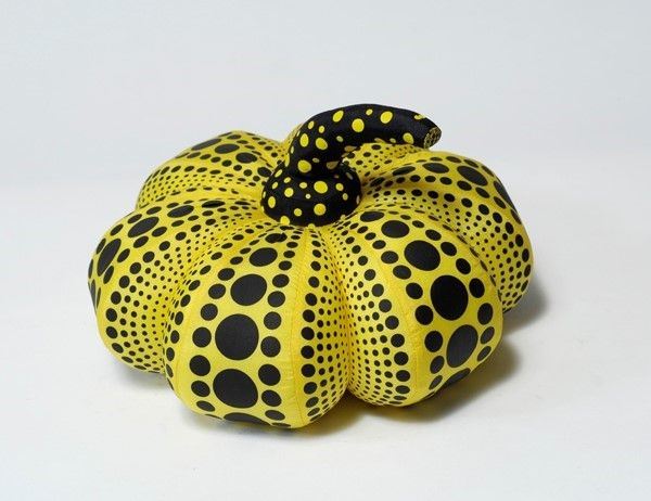 Yaoi Kusama : Dots Obsession Pumpkin  (2004)  - Soft Sculpture silkscreened nylon - Auction Arte Moderna e Contemporanea Grafica ed Edizioni - Galleria Pananti Casa d'Aste
