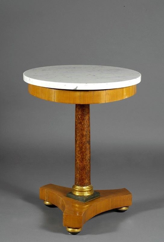 Tavolino circolare  - Asta Antiquariato - mobili, dipinti e oggetti di arredo - I - Galleria Pananti Casa d'Aste