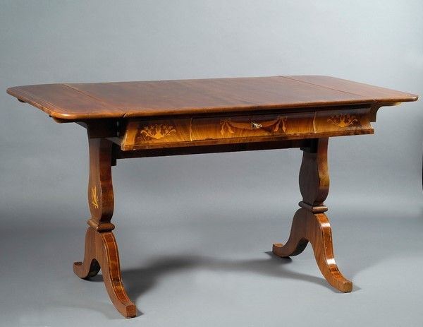 Tavolo scrittoio a bandelle  - Asta Antiquariato - mobili, dipinti e oggetti di arredo - Galleria Pananti Casa d'Aste