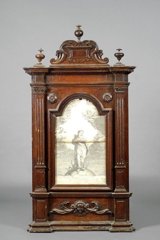 Cornice a Edicola