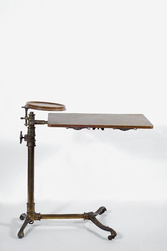 Tavolino mobile  - Auction Arredi, dipinti, mobili e oggetti di antiquariato - I - Galleria Pananti Casa d'Aste