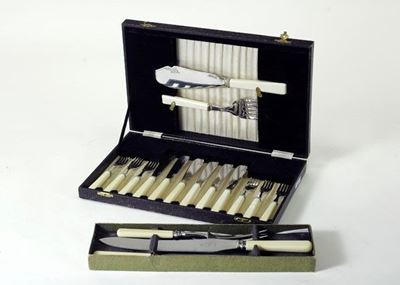 Set di 6 Coltelli e 6 Forchette