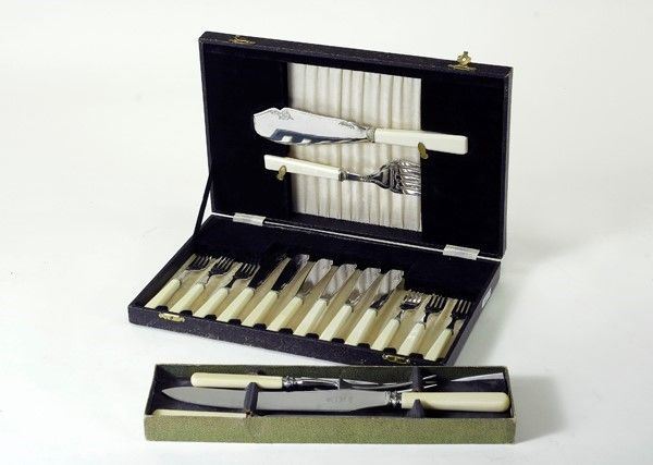 Set di 6 coltelli e 6 forchette  - Asta Opere scelte dell'ottocento italiano da collezioni private - I - Galleria Pananti Casa d'Aste