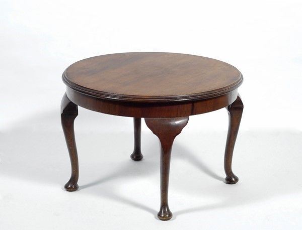 Tavolino circolare  - Auction Arredi, dipinti, mobili e oggetti di antiquariato - I - Galleria Pananti Casa d'Aste