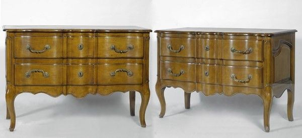 Coppia di cassettoni