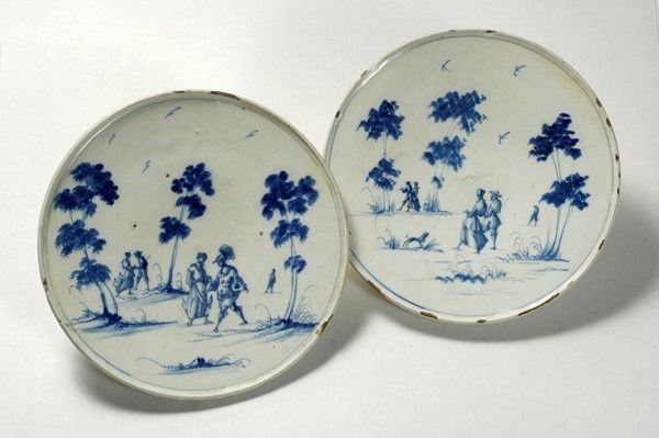 Due alzate  - Asta Antiquariato - mobili, dipinti e oggetti di arredo - Galleria Pananti Casa d'Aste