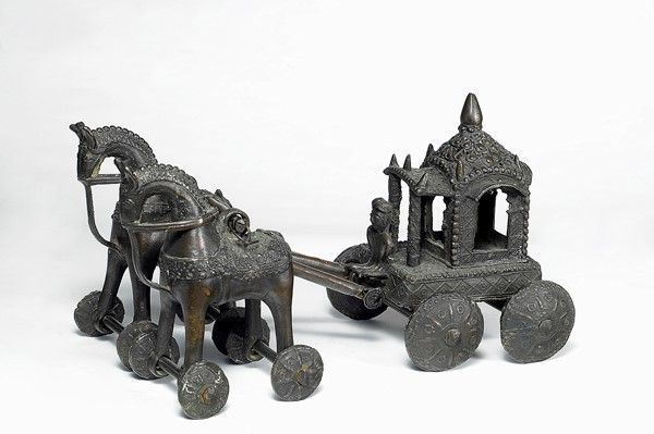 Carrozza reale di Mahabharat con cavalli