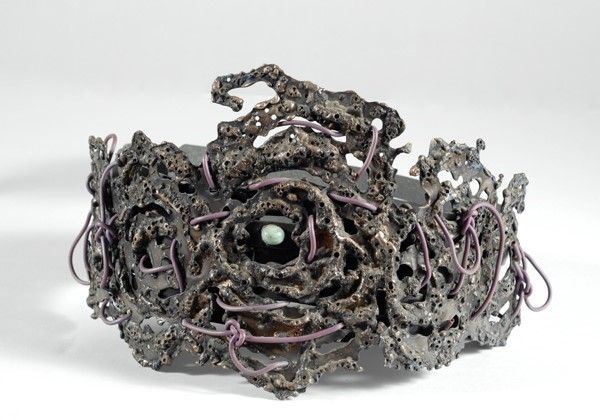 Andrea Raccagni : Cintura  - Metallo e cuoio - Asta Autori dell'800-900, Moderni e Contemporanei, Grafica ed Edizioni - I - Galleria Pananti Casa d'Aste