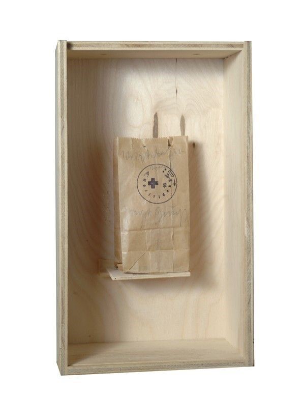 Joseph Beuys - DDR Tute