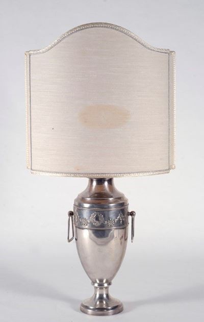Due Lampade Ad Urna