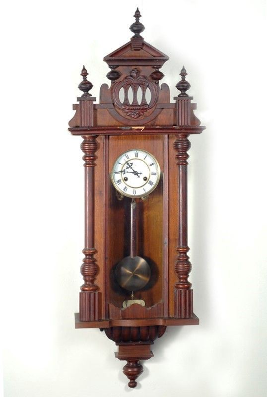 Orologio a pendolo da parete  - Auction Antiquariato - mobili, dipinti e oggetti di arredo - Galleria Pananti Casa d'Aste