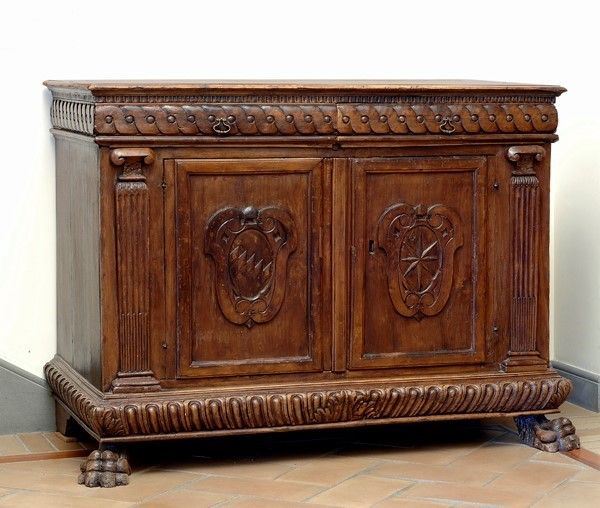 Credenza