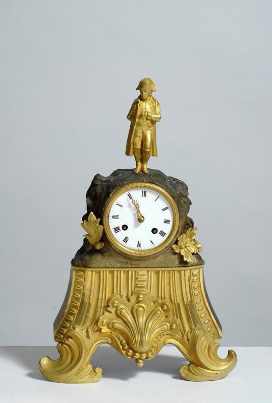 Orologio da tavolo  - Asta Antiquariato - mobili, dipinti e oggetti di arredo - Galleria Pananti Casa d'Aste
