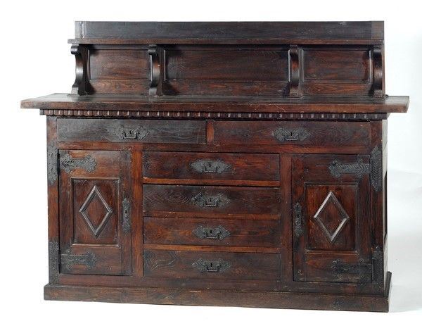 Credenza