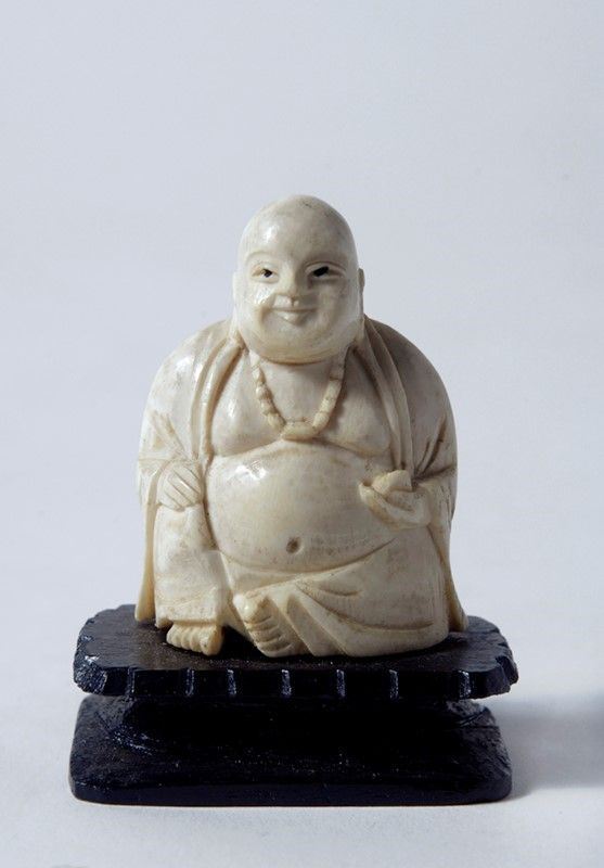 Piccolo Budda  - Asta Antiquariato - mobili, dipinti e oggetti di arredo - I - Galleria Pananti Casa d'Aste