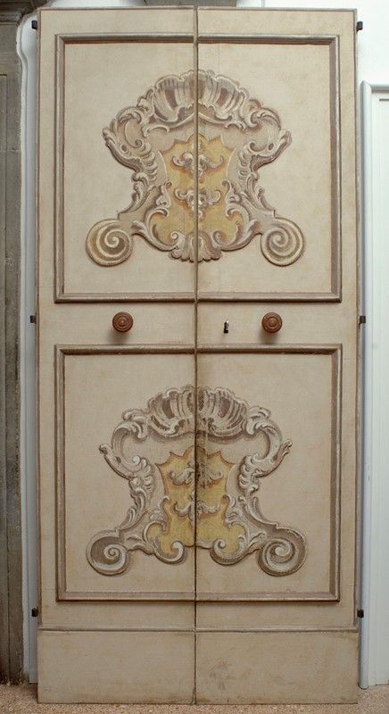 Porta  - Asta Antiquariato - mobili, dipinti e oggetti di arredo - I - Galleria Pananti Casa d'Aste