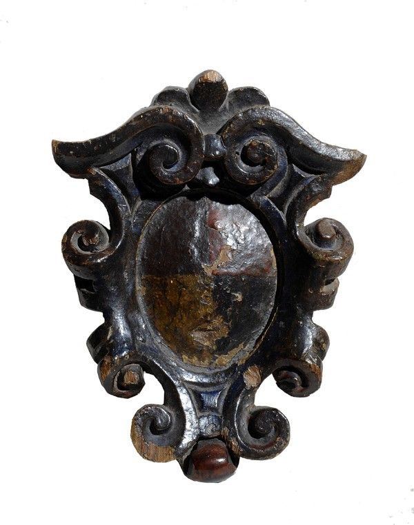 Piccolo stemma  - Auction Antiquariato - mobili, dipinti e oggetti di arredo - I - Galleria Pananti Casa d'Aste