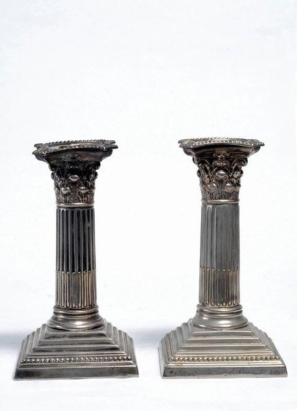 Coppia di candelieri  - Asta STORART: Dipinti, oggetti, arredi dal XVII al XX sec. - II - Galleria Pananti Casa d'Aste