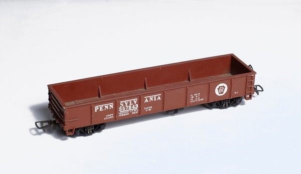 Carro merci aperto a sponde alte tipo gondola Pennsylvania 1961 2207 Rivarossi