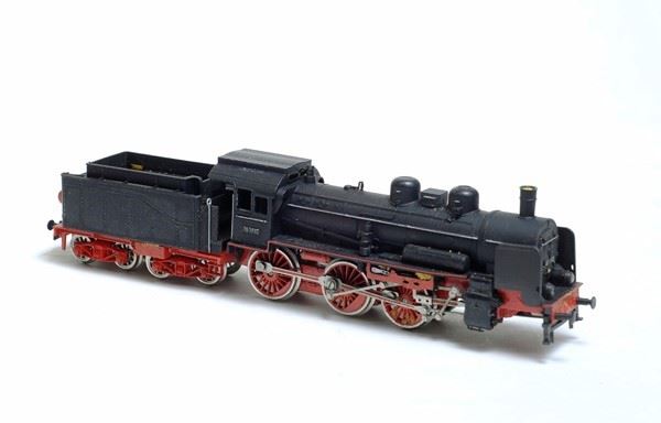 Locomotiva a vapore con Tender mod. 38-3832  Liliput   danni -  parti staccate