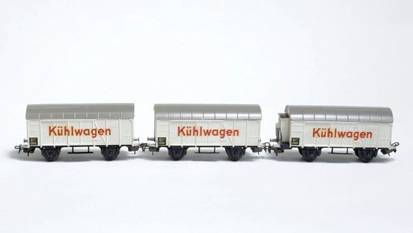 Tre vagoni frigorifero Kuhlwagen Liliput  - Asta MODELLISMO FERROVIARIO TRENINI DA COLLEZIONE - Galleria Pananti Casa d'Aste