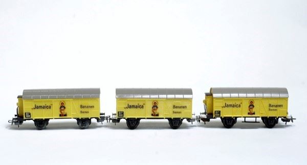 Tre vagoni merci per trasporto banane  Jamaicas bananen Bremen Liliput  - Auction MODELLISMO FERROVIARIO TRENINI DA COLLEZIONE - Galleria Pananti Casa d'Aste
