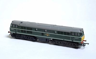 Locomotore Diesel British Raylways Mod D5572 Tri Ang Hornby
