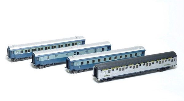 Quattro carrozze italiane mod. 2526 1965/67 Rivarossi