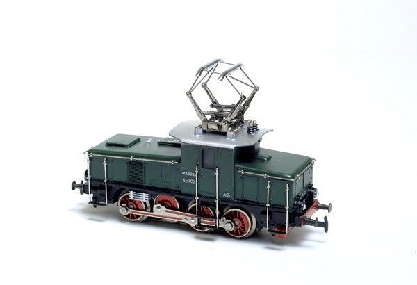 Locomotore elettrico  da manovra CE800 E6 verde 3 02   1953 Marklin