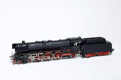 Locomotiva a Vapore Mod F800 01097 e Tender Mod. F809 (1952/7) Marklin