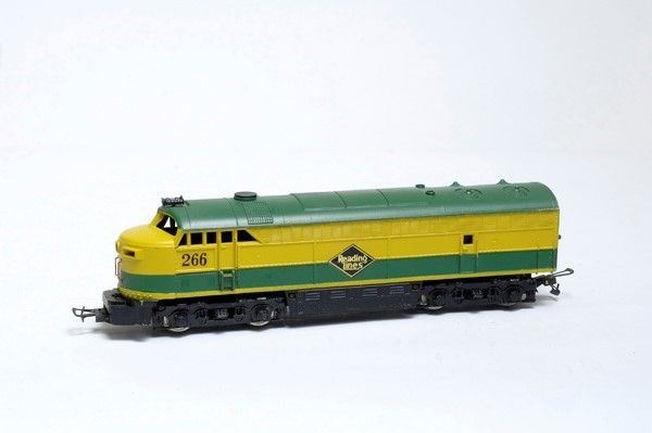 Locomotore diesel Reading Lines Pocher