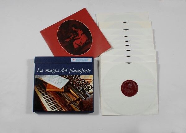 Cofanetto Contenente Raccolta di 10 Dischi in Vinile a 33 Giri