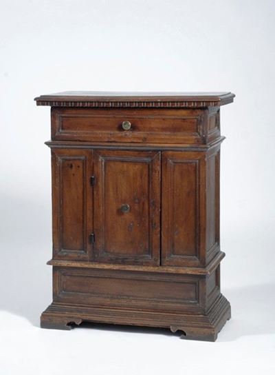 Credenza