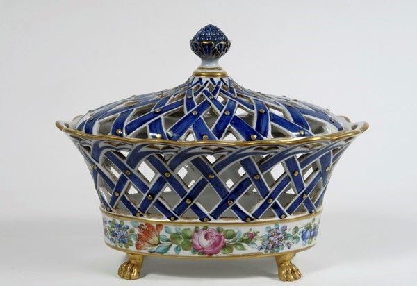 Cestino traforato  - Auction Arte orientale - I - Galleria Pananti Casa d'Aste